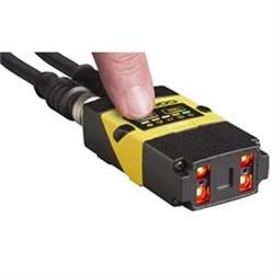  Считыватель DMR262X с питанием по Ethernet, PowerGrid, линзой 16 мм, подсветкой, полуполяризованной крышкой. Замена DMR-262X-0542-P